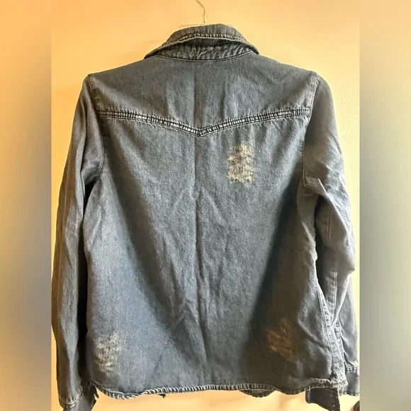 Miley Cyrus & Max Azria Blue Shirt - Picture 9 of 9